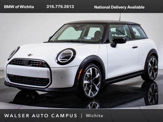 used 2025 MINI Hardtop car, priced at $34,398