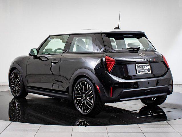 used 2025 MINI Hardtop car, priced at $32,998
