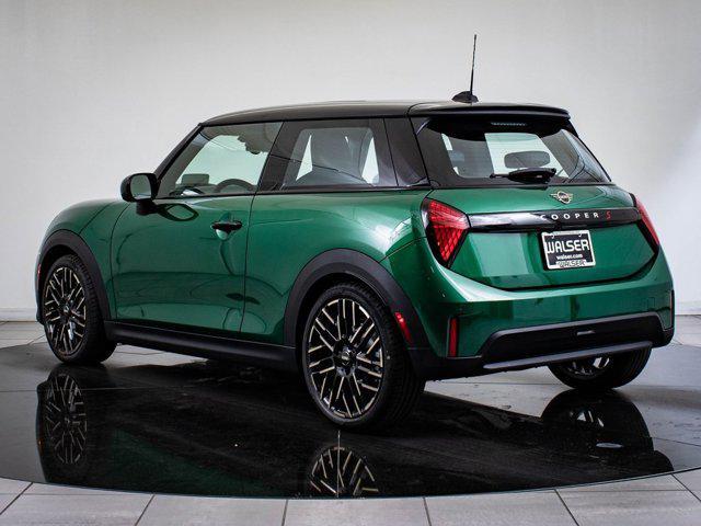 used 2025 MINI Hardtop car