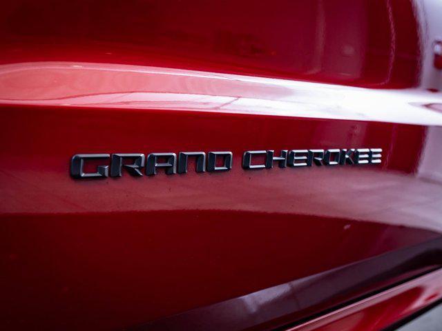 used 2016 Jeep Grand Cherokee car, priced at $35,798