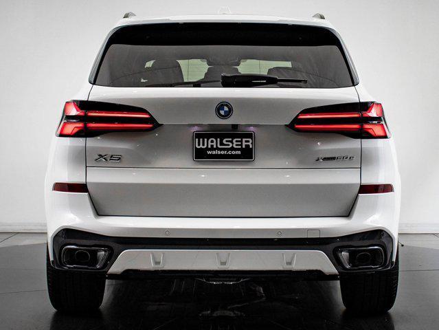 new 2025 BMW X5 car, priced at $87,625