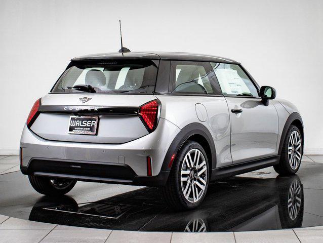 used 2025 MINI Hardtop car, priced at $28,498