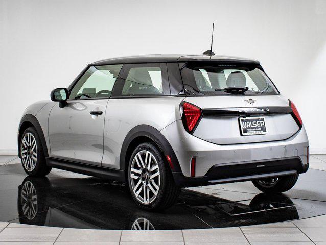 used 2025 MINI Hardtop car, priced at $28,498