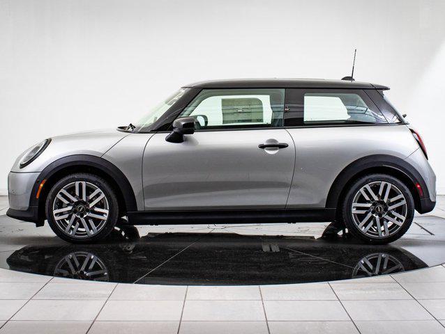 used 2025 MINI Hardtop car, priced at $28,498