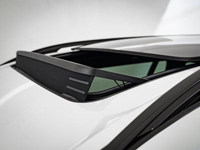 new 2026 BMW X7 car, priced at $100,855