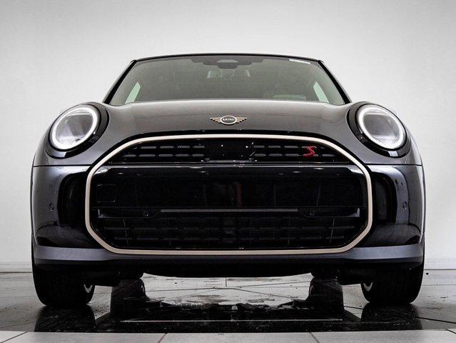 new 2025 MINI Hardtop car, priced at $36,925