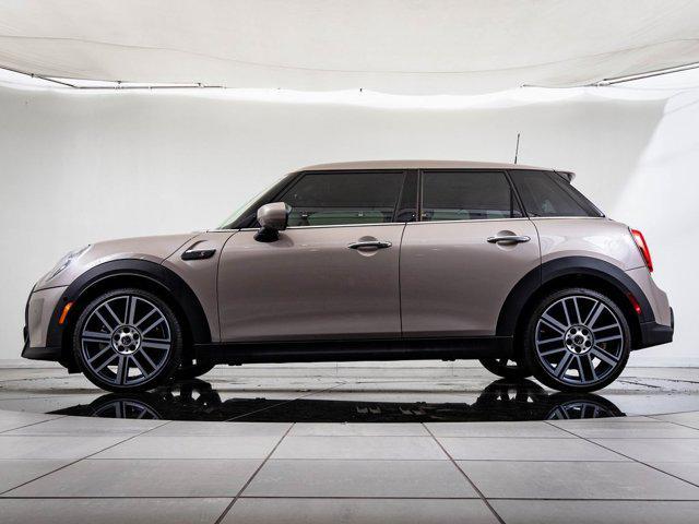 used 2022 MINI Hardtop car, priced at $29,998