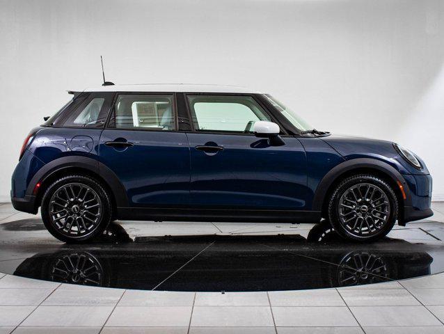 used 2025 MINI Hardtop car, priced at $32,998