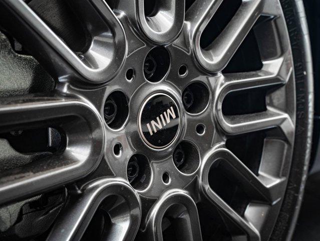 used 2025 MINI Hardtop car, priced at $32,998