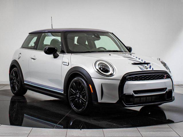 used 2022 MINI Hardtop car, priced at $27,998