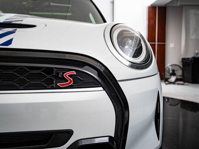 used 2022 MINI Hardtop car, priced at $27,998