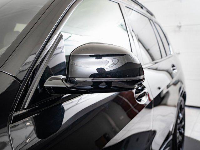 new 2026 BMW X7 car, priced at $100,785