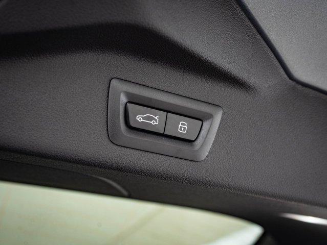 new 2025 BMW X7 car, priced at $96,640