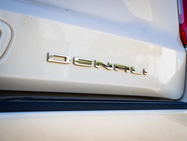 used 2022 GMC Yukon car, priced at $49,998