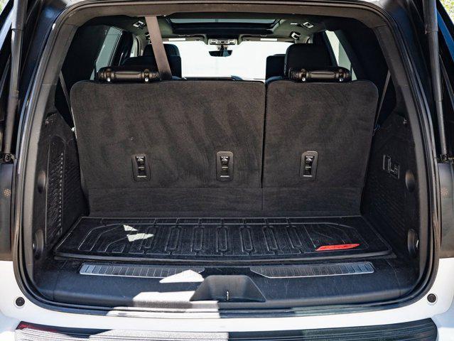 used 2022 GMC Yukon car, priced at $49,998