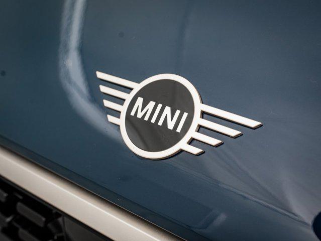 new 2025 MINI Hardtop car, priced at $38,975