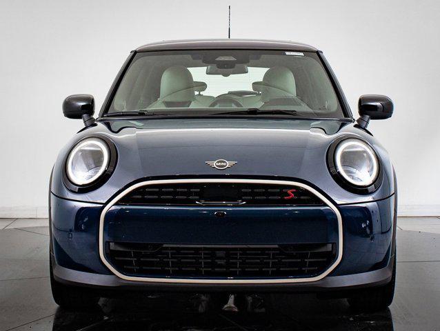 new 2025 MINI Hardtop car, priced at $38,975