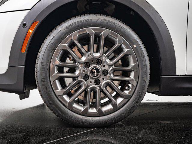 used 2025 MINI Hardtop car, priced at $31,998