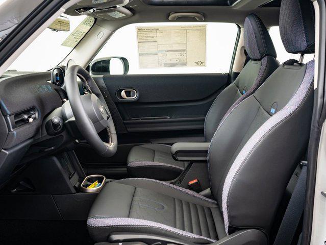 used 2025 MINI Hardtop car, priced at $31,998