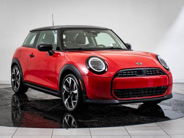 used 2025 MINI Hardtop car, priced at $32,998