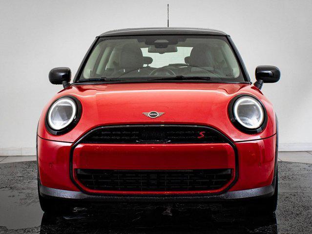 used 2025 MINI Hardtop car, priced at $32,998