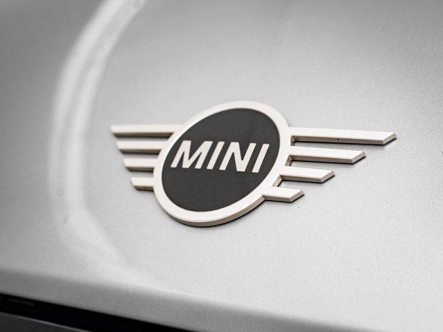 used 2025 MINI Hardtop car, priced at $32,998