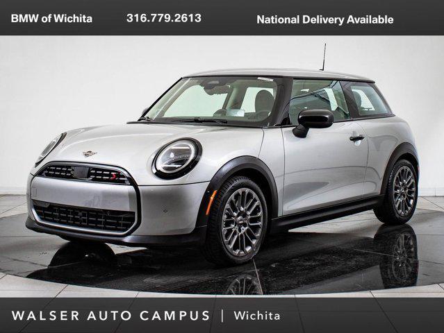 used 2025 MINI Hardtop car, priced at $33,998