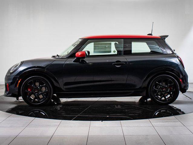new 2025 MINI Hardtop car, priced at $44,195