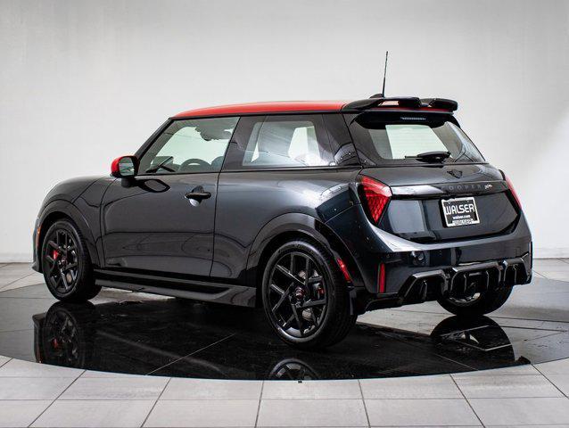 new 2025 MINI Hardtop car, priced at $44,195