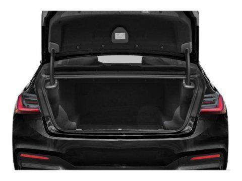 used 2022 BMW M760 car