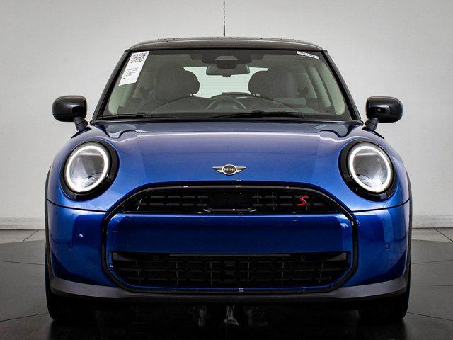 used 2025 MINI Hardtop car, priced at $32,598