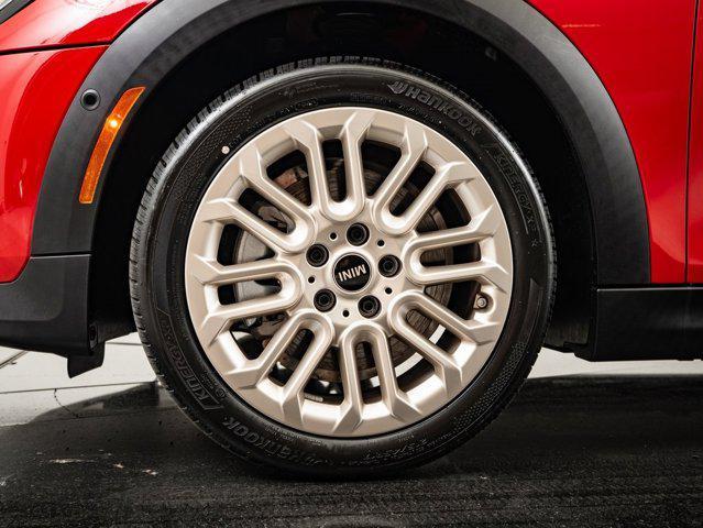new 2025 MINI Hardtop car, priced at $38,475