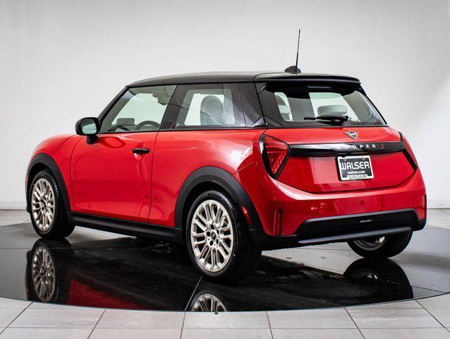 new 2025 MINI Hardtop car, priced at $38,475