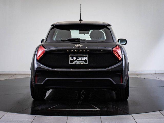 used 2025 MINI Hardtop car