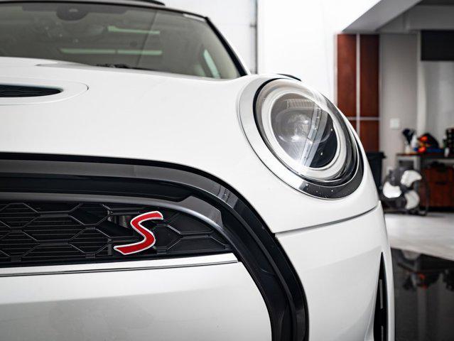 used 2024 MINI Hardtop car, priced at $30,998