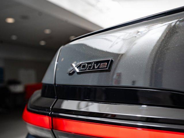 new 2025 BMW 760 car, priced at $131,470