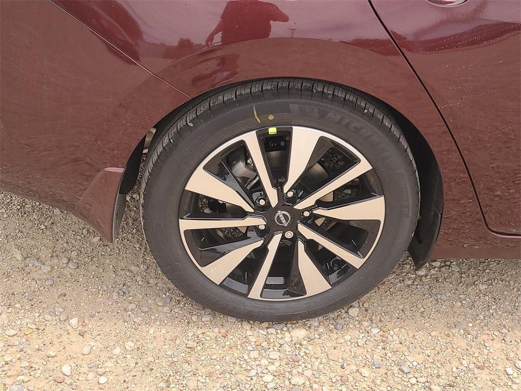 new 2025 Nissan Sentra car, priced at $26,005