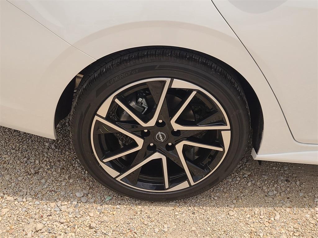 new 2025 Nissan Sentra car, priced at $25,771