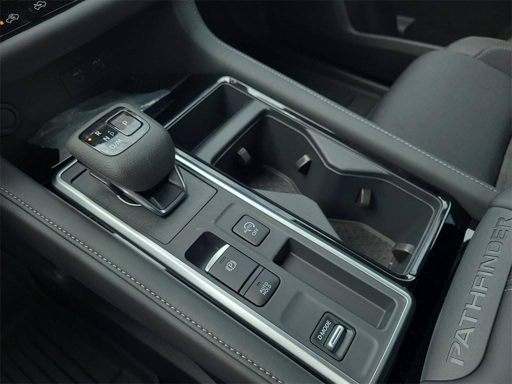 new 2025 Nissan Pathfinder car, priced at $37,922