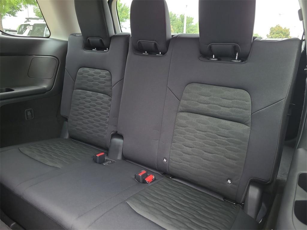 new 2025 Nissan Pathfinder car, priced at $37,922