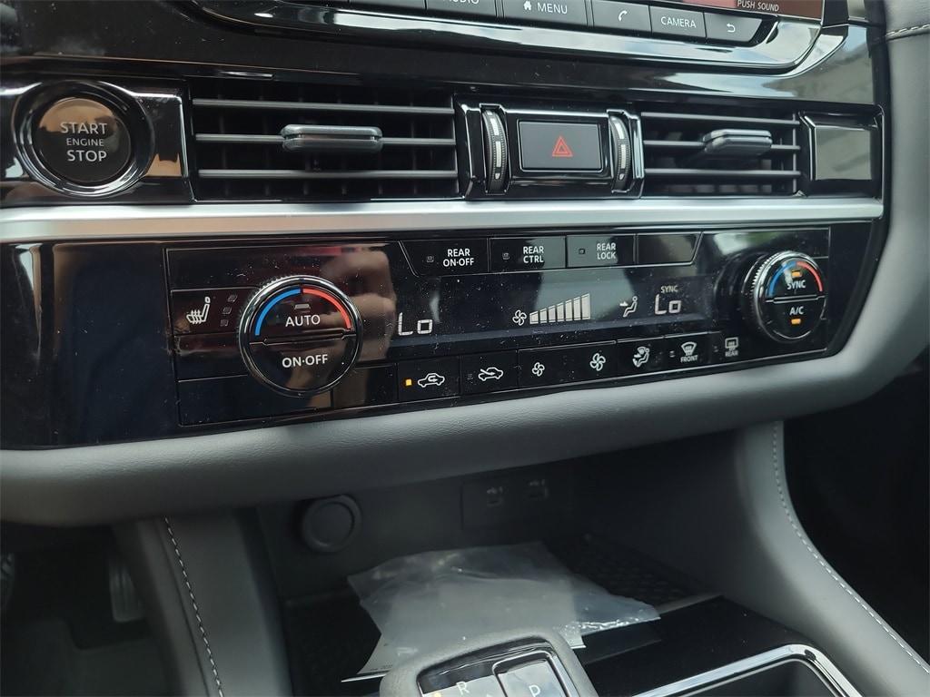 new 2025 Nissan Pathfinder car, priced at $37,922