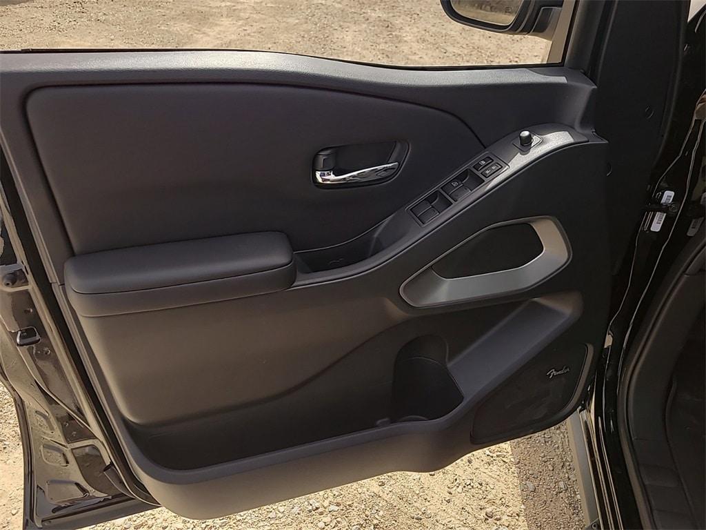 new 2025 Nissan Frontier car, priced at $35,282
