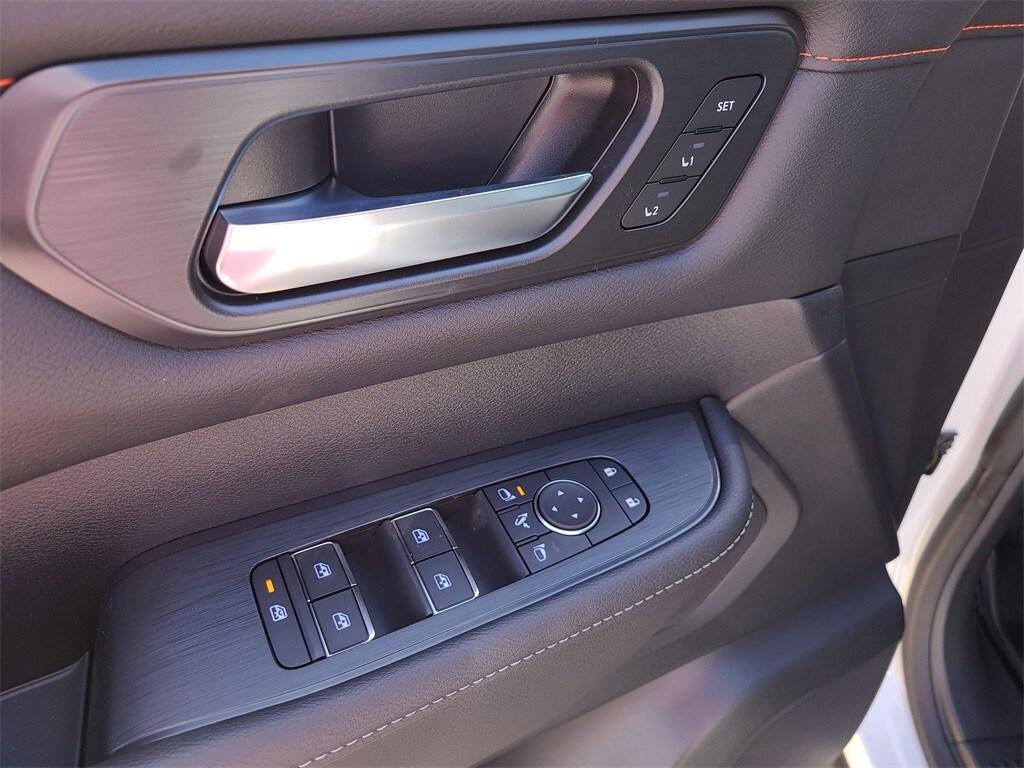 new 2025 Nissan Armada car, priced at $82,640