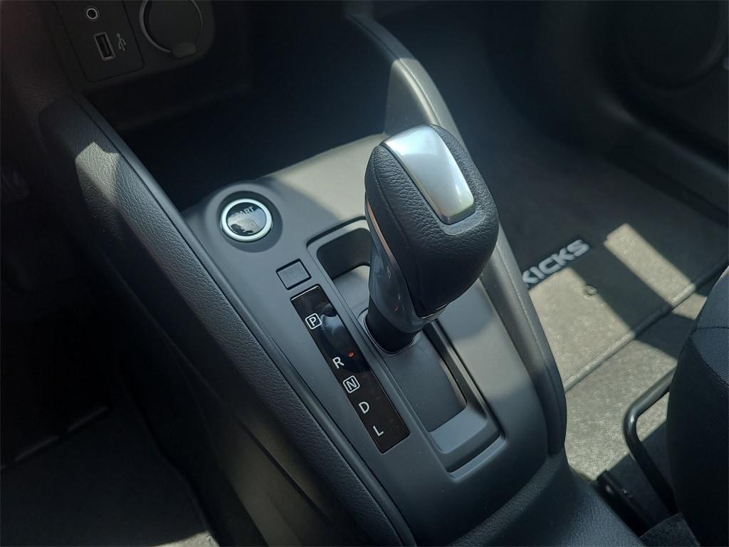new 2025 Nissan Kicks Play car, priced at $23,960