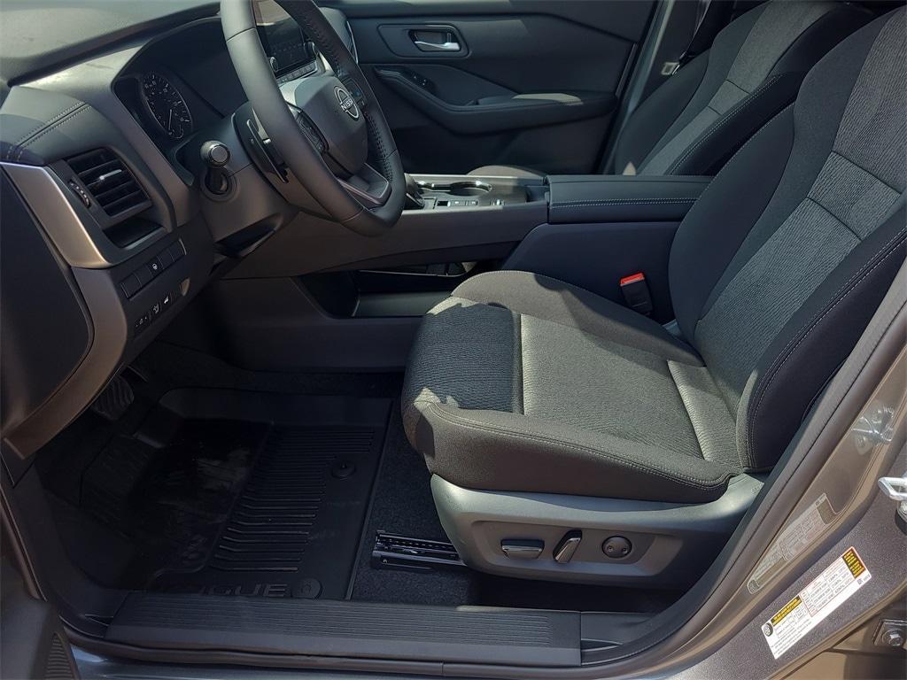 new 2025 Nissan Rogue car, priced at $30,253