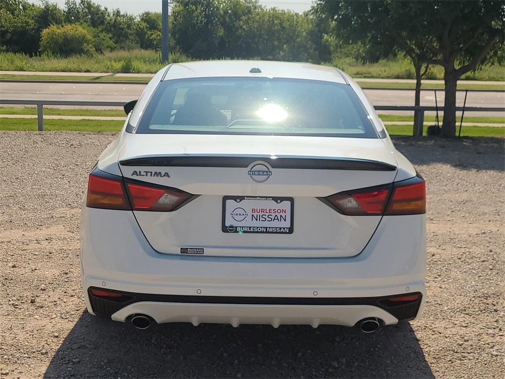 new 2025 Nissan Altima car, priced at $30,401