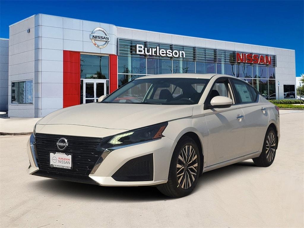 new 2025 Nissan Altima car, priced at $30,401