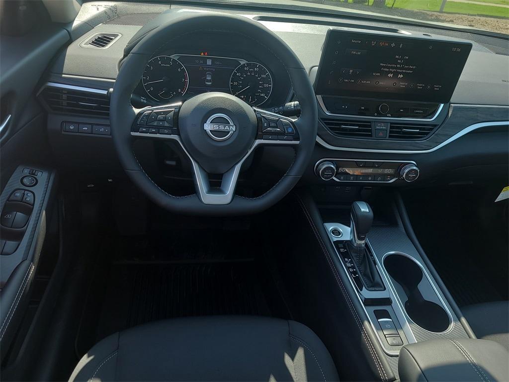 new 2025 Nissan Altima car, priced at $30,401