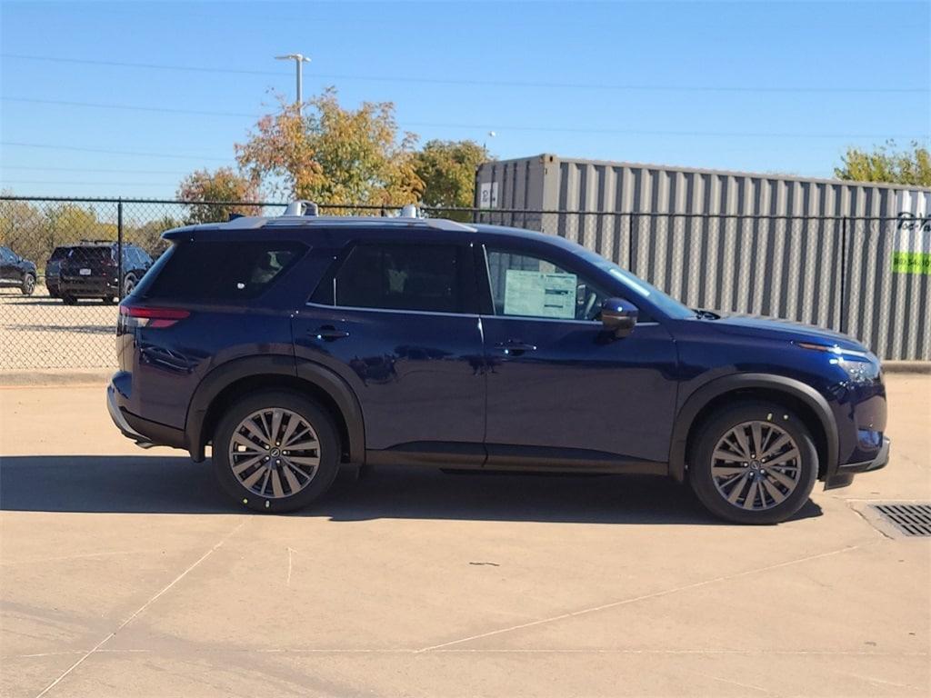 new 2025 Nissan Pathfinder car, priced at $48,690