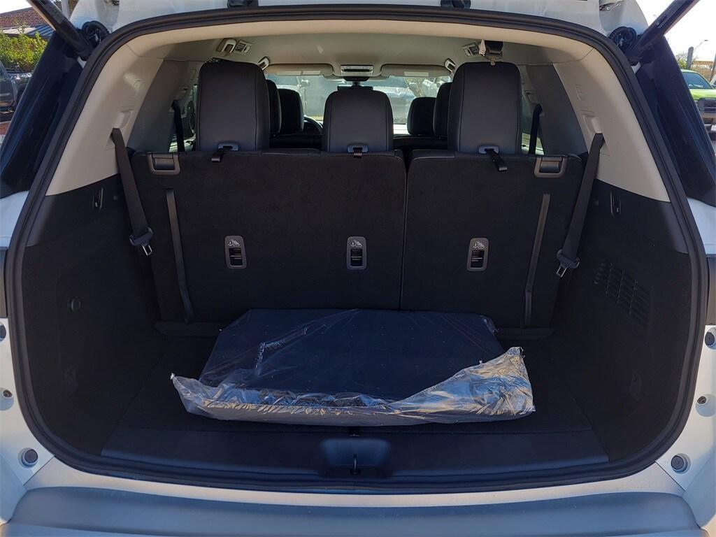 new 2025 Nissan Pathfinder car, priced at $37,034